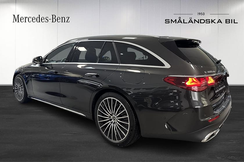 Bild 4 av Mercedes-Benz E 300 d e 4MATIC T de AMG Line Panorama Drag 313hk