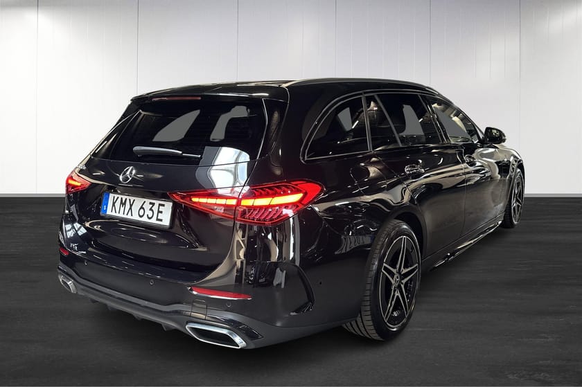 Bild 4 av Mercedes-Benz C 300 T e AMG Dragkrok Distronic Nightpackage 360° Moms