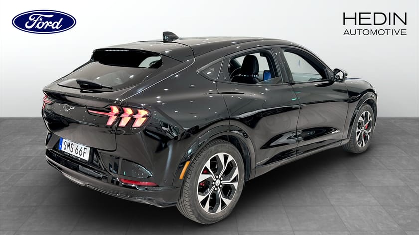 Bild 2 av Ford Mustang Mach-E Standard Range AWD 269HK TEKPKT
