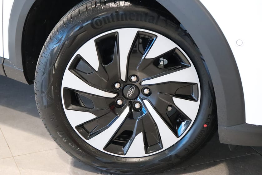 Bild 3 av Ford Puma TITANIUM 1.0 125HK E85 MHEV MAN