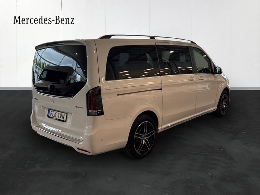 Bild 4 av Mercedes-Benz V 300d 4MATIC 3.2t AMG line, Facelift