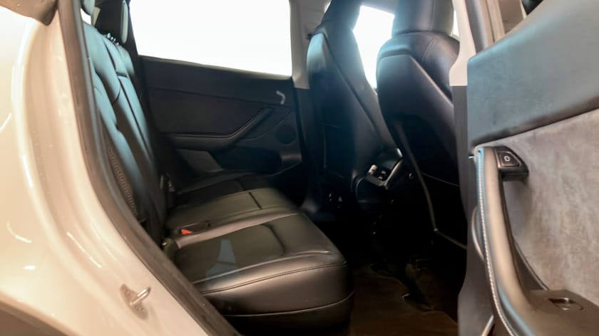 Bild 5 av Tesla Model Y Standard Range RWD RWD, 299hk, |DRAG|BACKK|NAVI|