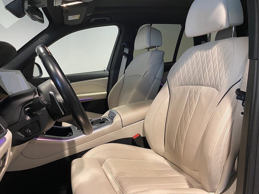 Bild 4 av BMW X5 xDrive45e iPerformance 4,95% ränta M-Sport Panoramatak Drag Keyless