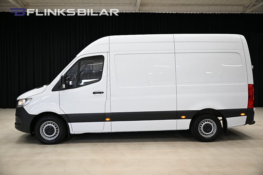 Bild 2 av Mercedes-Benz Sprinter 315 CDI RWD Skåpbil 150HK 9G Automat|Värmare|GPS|Backkamera|Leasbar