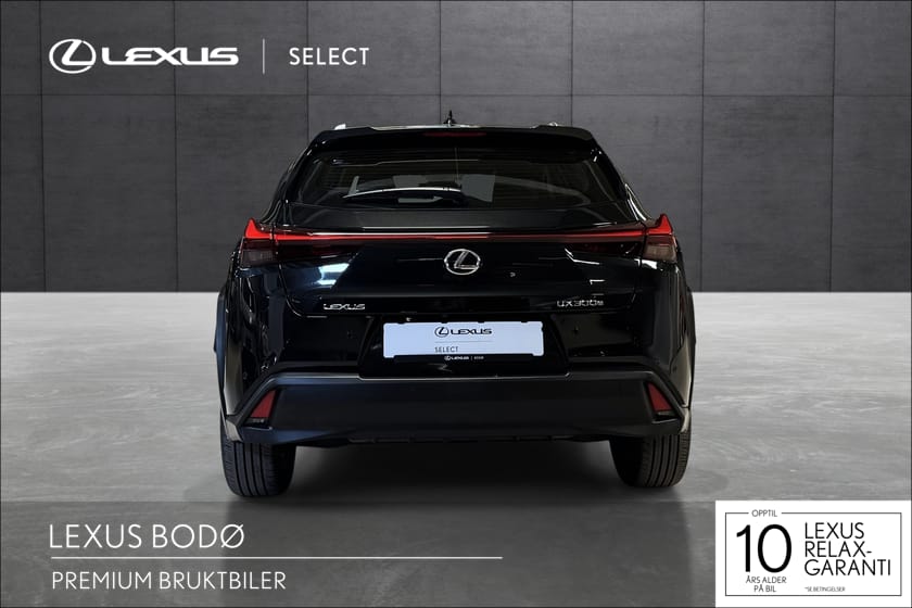 Bilde 4 av Lexus UX 300e Premium Tech/450 km WLTP rekkevidde/Lav kilometerstand