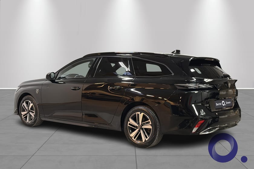 Bilde 3 av Peugeot 308 SW GT 1.2 PureTech | ADAPTIV CRUISE, SOLTAK, KAMERA, NAVI