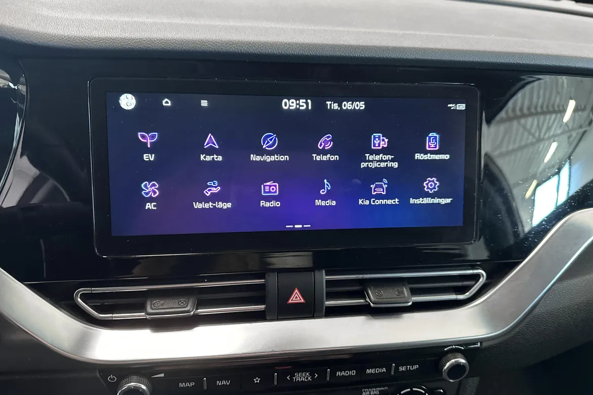picture of a car