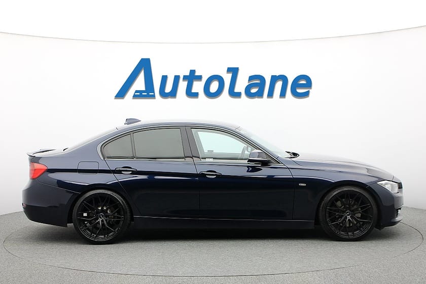 Bild 3 av BMW 328i Sedan 328 Steptronic Luxury Line 245hk