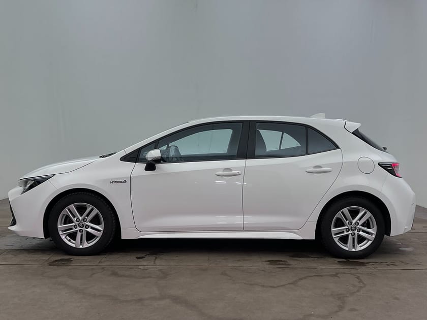 Bild 3 av Toyota Corolla Hybrid e-CVT Active Backkamera Rattvärme