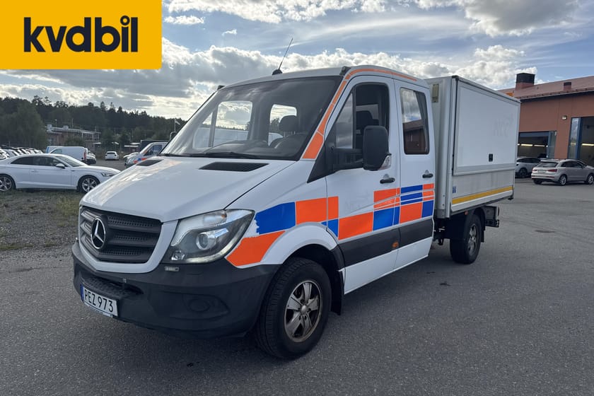 Bild 1 av Mercedes-Benz Sprinter 316 BlueTEC Chassi Crew cab CDI Pickup (163hk) Dubbelhytt 6-sits