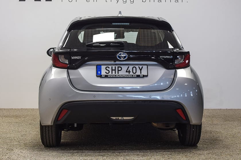 Bild 5 av Toyota Yaris Hybrid Active Backkamera CarPlay Rattvärme Garanti