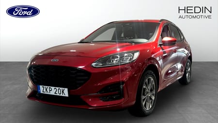 Ford Kuga Plug-In Hybrid ST-Line X Business Edt 225hk Dragkrok 3,95% ränta!