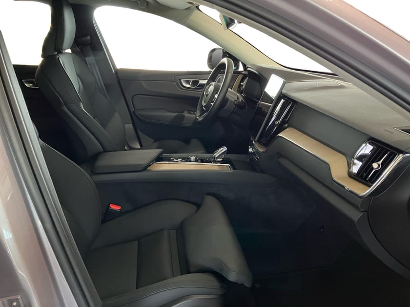 Bild 4 av Volvo XC60 T6 Plus Dark Nordic Edition
