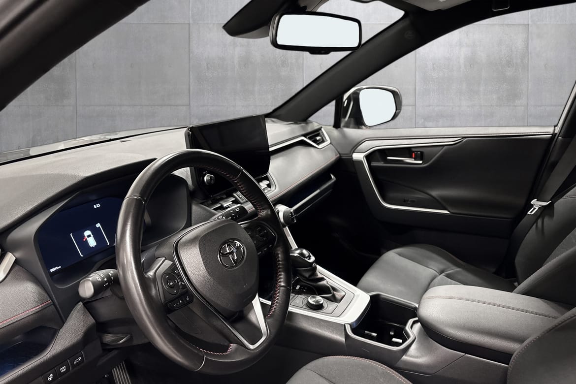 Toyota RAV4 Plug-in Hybrid E-CVT, 306hk, 2023