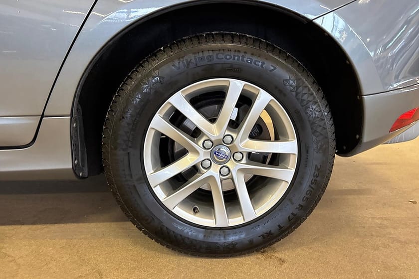 Bild 4 av Volvo XC60 D4 AWD Classic R-Design / Pano / Drag / B-kamera