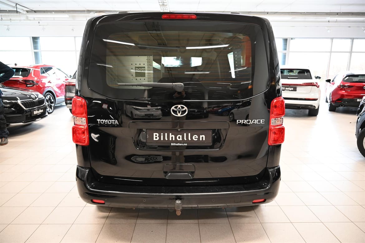 Toyota Proace 2.0 D-4D 4x4 Manuell, 6-trinn, 122hk, 2020