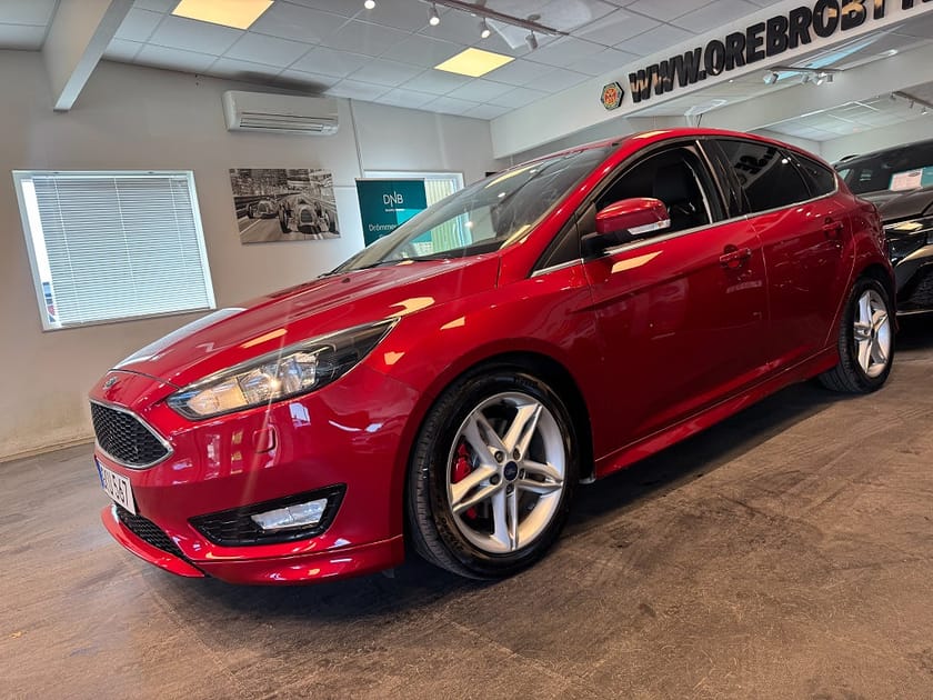 Bild 2 av Ford Focus 1.5 EcoBoost Aut Titanium Drag M-Värmare B-kamera 150hk