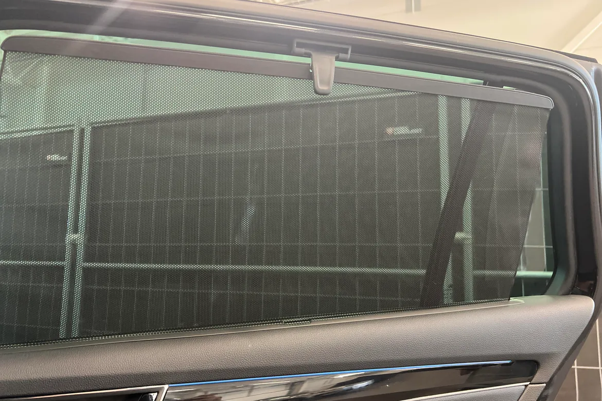 picture of a car