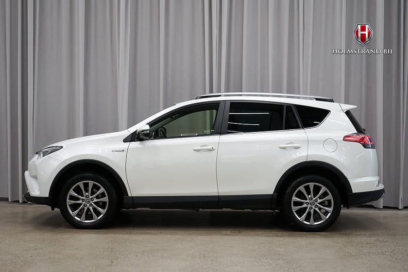 Bild 1 av Toyota RAV4 Hybrid 2.5 AWD Executive Drag Kamera Rattvärme Läder