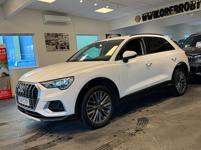 Bild 2 av Audi Q3 35 TFSI 1.5 MHEV S Tronic Proline  Drag Värmare