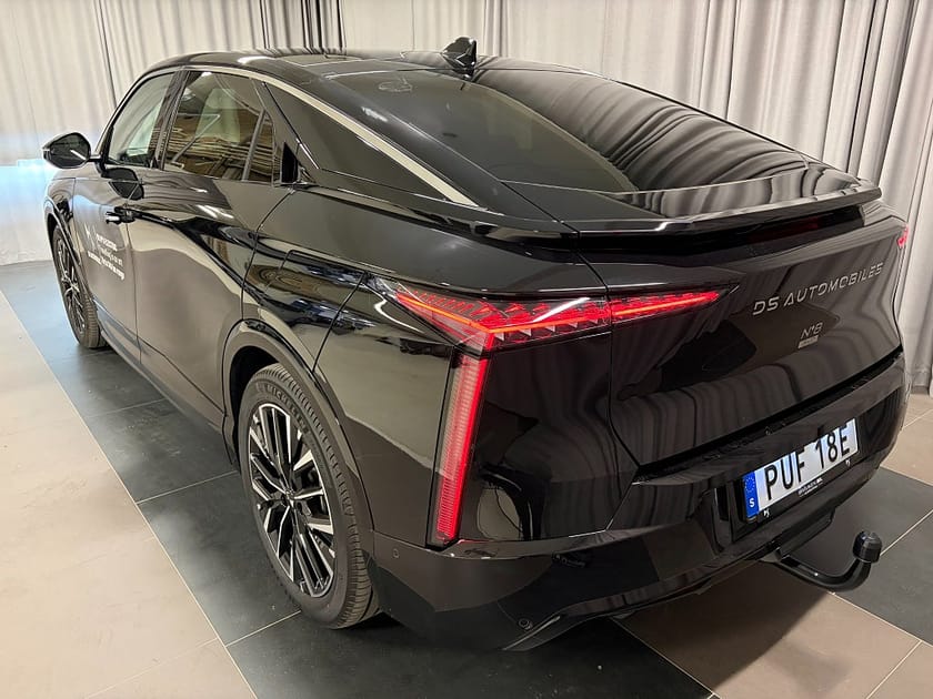 Bild 3 av DS N°8 N8 Étoile Long Range AWD Demobil Inkl. Dragkrok