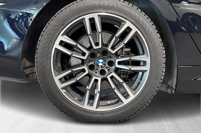 Bilde 5 av BMW i5 xDrive40 Touring Touring, Fully Charged, B&W, Pano, Komfort