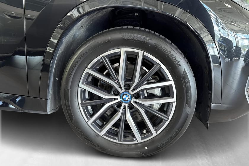 Bilde 5 av BMW iX1 xDrive30 Fully Charged M-sport, Harman, Head-up