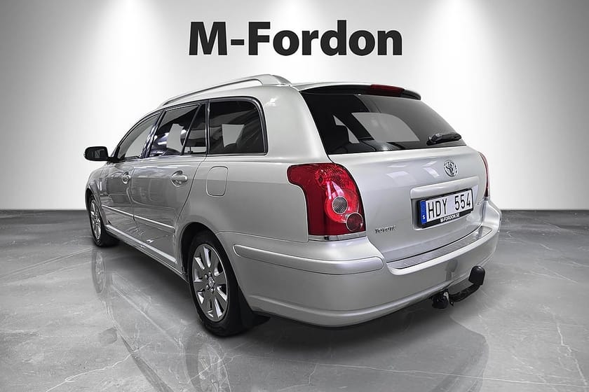 Bild 4 av Toyota Avensis Kombi 2.0 D-4 VVT-i Euro 4