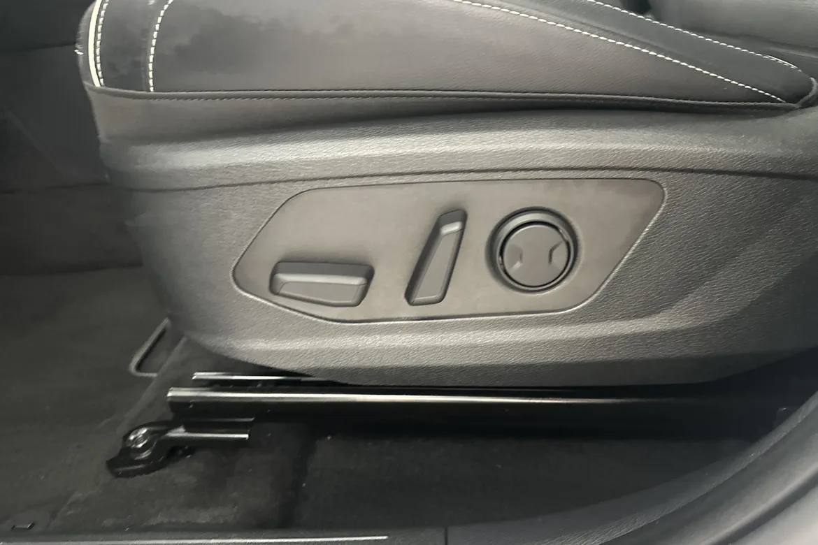 picture of a car