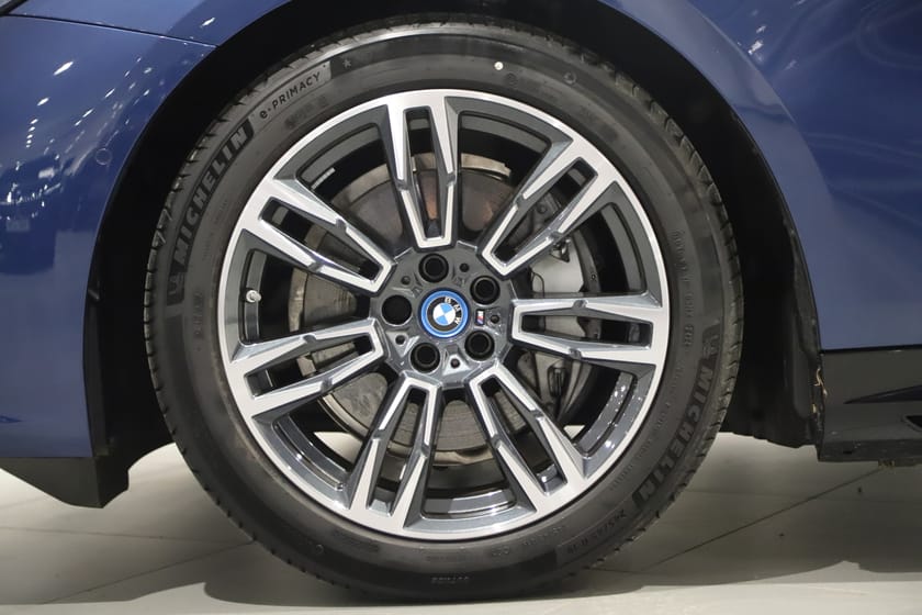 Bild 4 av BMW i5 eDrive40 Touring M Sport Business / Rattvärme