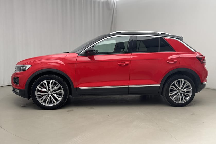 Bild 2 av Volkswagen T-Roc 2.0 TSI 4MOTION 190hk Cockpit GPS B-Kamera