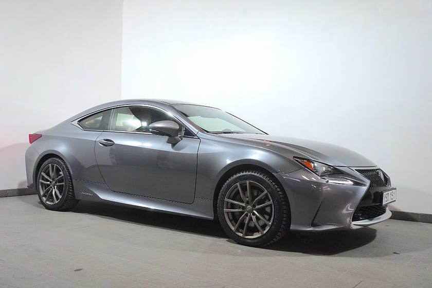 Bild 2 av Lexus RC 300h 2.5 CVT Executive Navi Läder Kamera 223hk