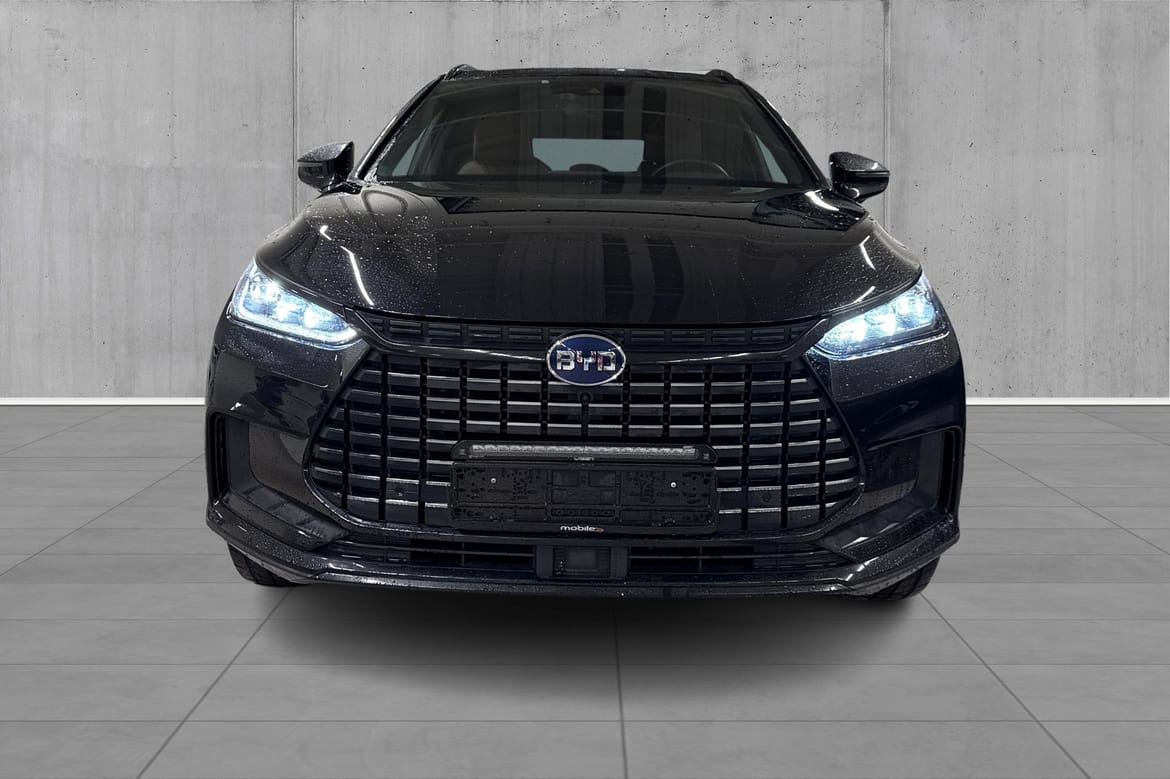 BYD Tang EV AWD, 517hk, 2022