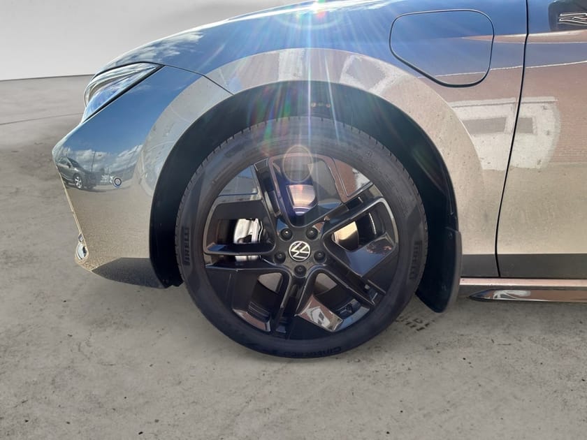 Bild 4 av Volkswagen Passat Variant eHybrid Sportcombi R-line 1.5 TSI e-Hybrid 272hk DSG