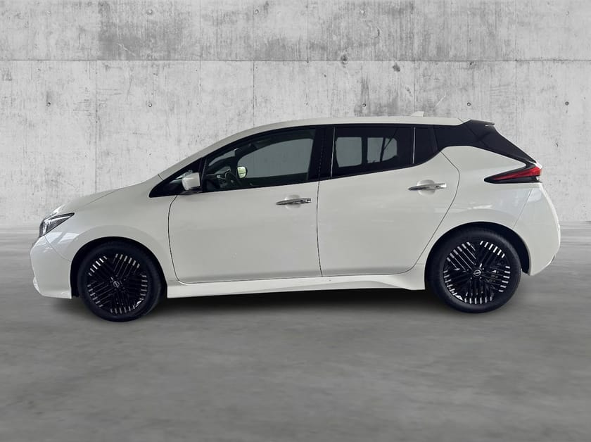 Bilde 2 av Nissan Leaf Acenta 39kWh | R.kam | ACC | 360kam | Navi ++