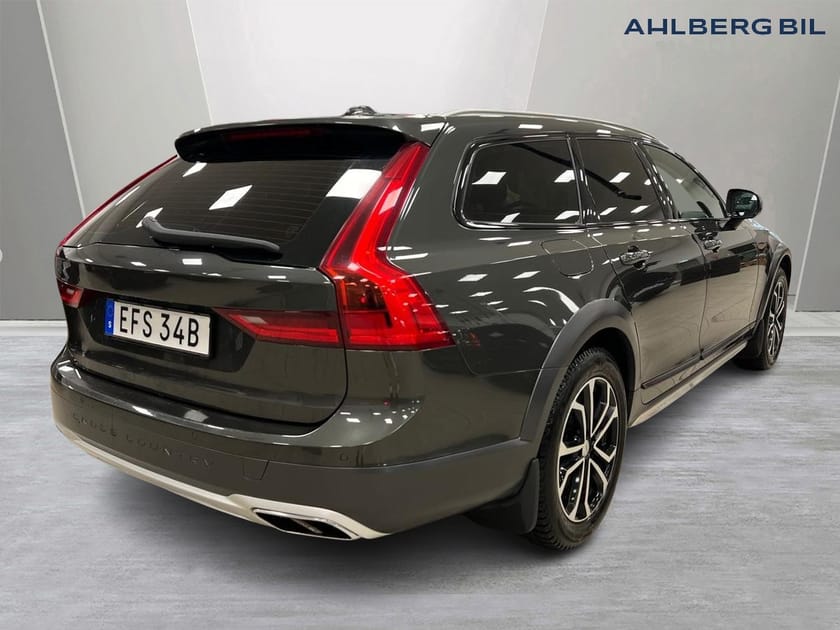 Bild 3 av Volvo V90 Cross Country D4 AWD Advanced SE II, Läderklädsel, Parkeringskamera 360, Dragkrok Halvautomatisk, Vinterhjul Dubb