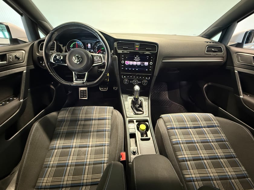 Bilde 5 av Volkswagen Golf GTE 1,4 218hk ACC/Webasto/P-sens/Navi/Carplay/Dab