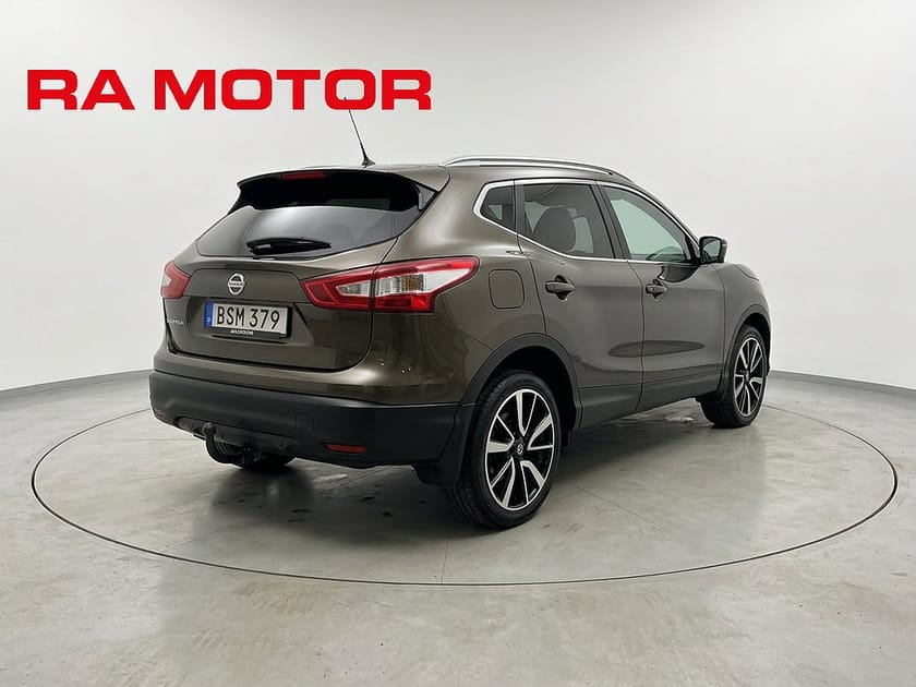 Bild 5 av Nissan Qashqai 1.6 dCi 130hk 4x4 | Pano | 360° | Drag | En brukare |