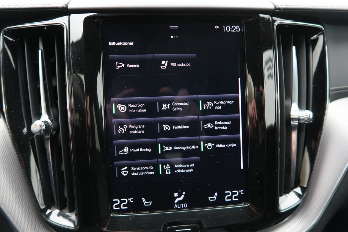 Volvo XC60 2020 - miniatyr 12