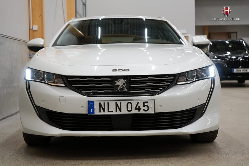 Bild 5 av Peugeot 508 SW Hybrid EAT Allure Drag Carplay 360-kamera Nyservad