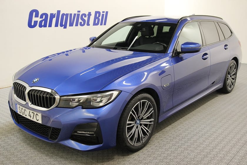 Bild 1 av BMW 330e Touring M-SPORT Plug in 292HK Läder