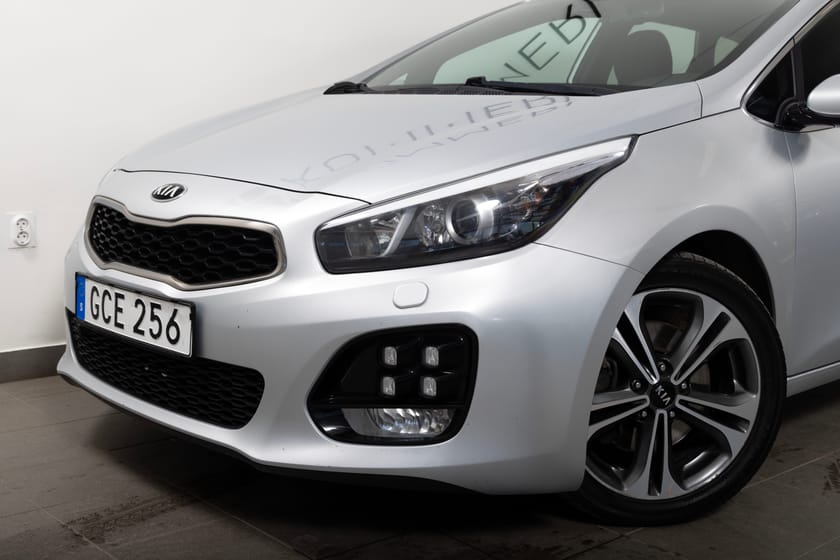 Bild 4 av Kia cee'd_sw 1.6 CRDi DCT 136hk GT-Line/Pano/Navi/Bkamera