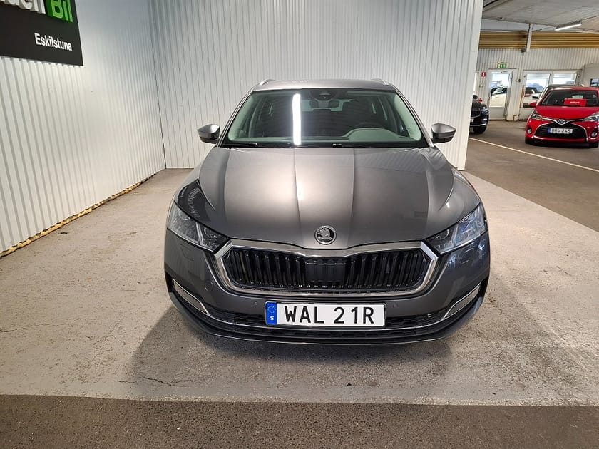 Bild 2 av Škoda Octavia Kombi Skoda 2.0 TDI 4x4 Style Led Läder Värmare GPS ACC