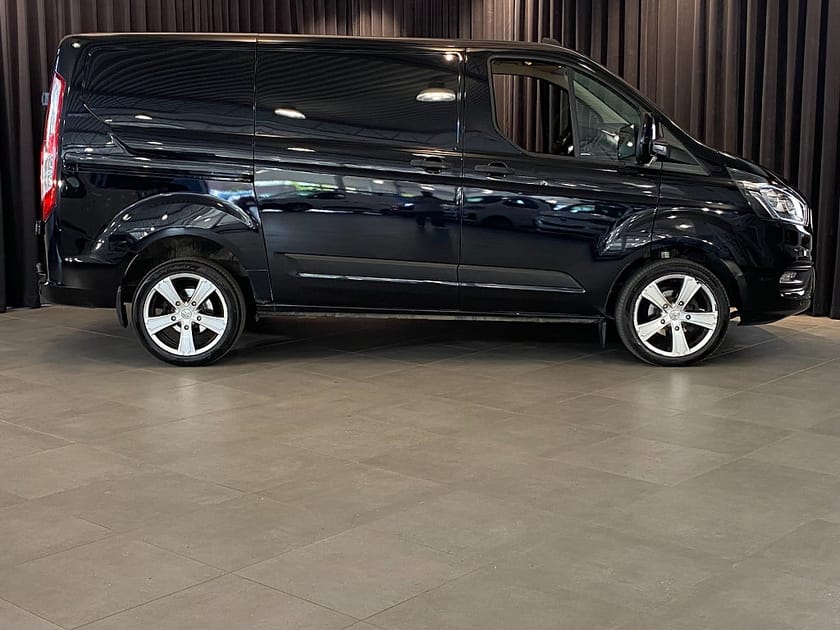 Bild 5 av Ford Transit Custom 280 2.0 / L1 / Drag & Värm / Lågmil / / Moms / En äga
