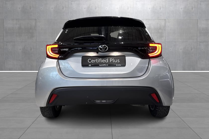 Bilde 4 av Toyota Yaris Hybrid 115 1,5l Active Tech, 6,40% med 10% EK