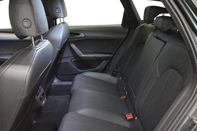 Bild 5 av CUPRA Leon Sportstourer TDI 150 DSG 4-drive / Drag / Svart innertak