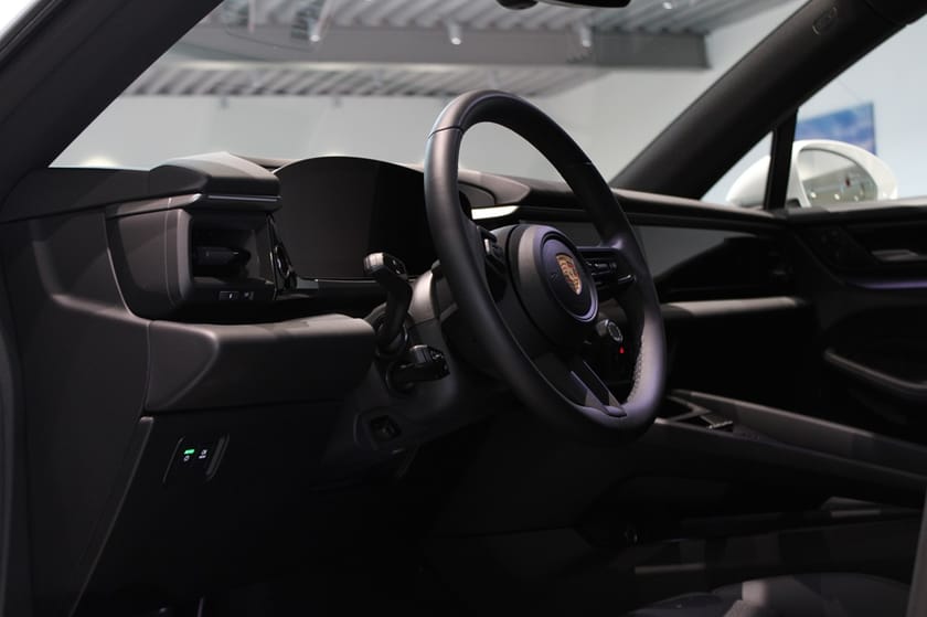 Bild 3 av Porsche Macan Electric VAT/Moms