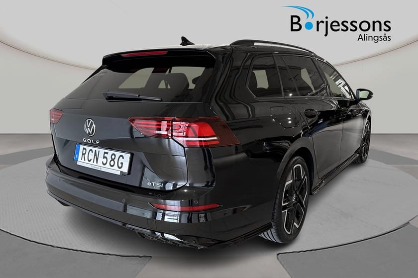 Bild 3 av Volkswagen Golf Sportscombi R-Line Edition 150hk *SNABB LEVERANS*