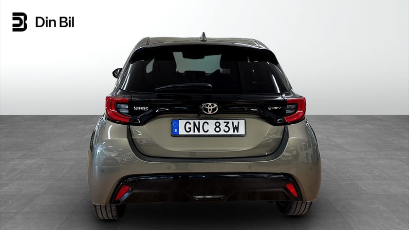 Bild 5 av Toyota Yaris Hybrid CVT 130hk Style/S+V-hjul