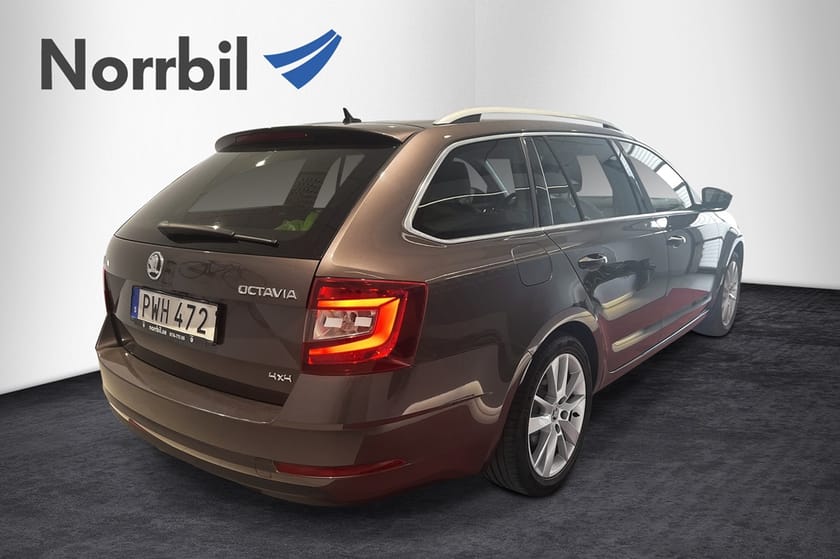 Bild 4 av Škoda Octavia Kombi Style TDI 2.0 4x4, Drag, Värmare